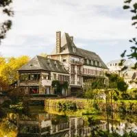 Viesnīca Hôtel Restaurant Ar Milin-Logis hôtels pilsētā Châteaubourg