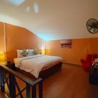 Retro Box Hotel Chumphon, hotel di Chumphon