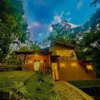 River's Edge Resort Sinharaja, hotel di Kudawe