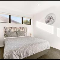 Room available near airport, hotel near Ardmore Airport - AMZ, Takanini