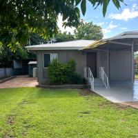Mount Isa - Epsilon is on, hotel near Mount Isa Airport - ISA, Mount Isa