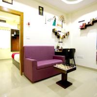 Base9 Family Lounge -Cochin Airport, hotel poblíž Mezinárodní letiště Cochin - COK, Nedumbassery