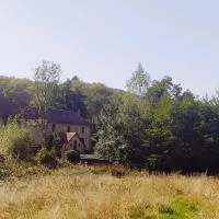 Maison p'tite Anne, hotel din Arleuf