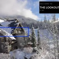 Ski-In Out Penthouse, Hot Tubs & Gondola Views,惠斯勒的飯店