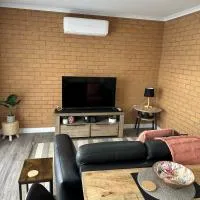 Lbarza Modern 1BR Apartment close to CBD, hotel Sheppartonban