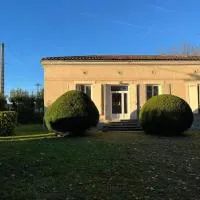 Maison 85 m2 deux chambres, хотел в Cazères