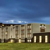 Viesnīca Microtel Inn & Suites by Wyndham Boisbriand pilsētā Sainte-Thérèse-de-Blainville