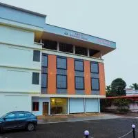 Hotel Diamond Castle, hotell i Manjeri