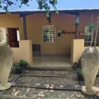 Cave View Cottages - Self catering, hotel v destinácii Beckedan