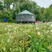 Granville House Glamping, hotel em Ballyferriter