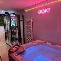 Appartement SPA - Lovers Suite, viešbutis mieste Clermont-lʼHérault