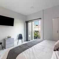 2 Bedrooms, AC, Balcony, in Downtown Zapotlanejo 201, ξενοδοχείο σε Zapotlanejo