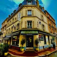 Hotel Paris Vesinet-LogisHotels et Domaine Evenementiel, hotel a Le Vésinet