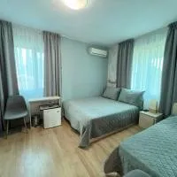 House Varna-3, хотел в Крапец