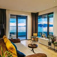 Beachfront luxury apartment, hotel u Budvi
