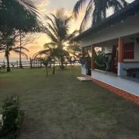 Donde Andres en la Playa, hotel v destinácii Necoclí