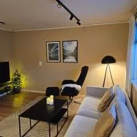 1 bedroom apt with parking, hotel en Kvaløya