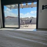 B&B Amit 15 minutes from the airport - אירוח כפרי עמית 15 דקות משדה תעופה，佩塔提克瓦的飯店