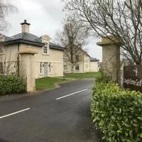 The Gate Lodge, hotell i Ballycassidy