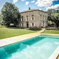 Domaine de Maisonneuve, hôtel à Sugères