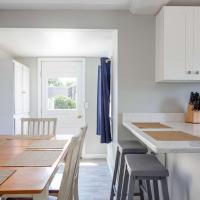 Sherman Cottage on the Beach, hotel poblíž Block Island State Airport - BID, New Shoreham