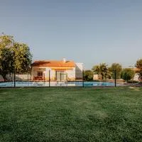 Country Club - Sto Estevao, Hotel in Benavente