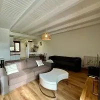 Maison lumineuse Route de Boisseuil- DABNB โรงแรมในFeytiat