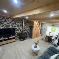 Chalet cosy refait à neuf 6 pers, hotell i Fontpédrouse