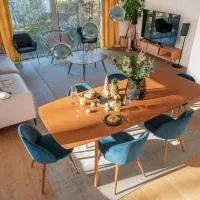 LIBORIA I Stylisches Haus I Sauna I Wellness, hotel in Starnberg