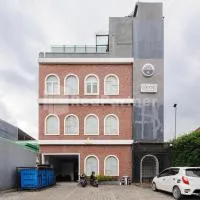 Ketje Luxury Capsule Mitra RedDoorz、Lampungのホテル