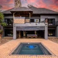 Zebula Golf and Wildlife Estate - The Milkyway Pax 12 - Moi Signature Luxury villa, hotel u gradu 'Mabula'