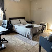 Habitación Roble, cómoda y espaciosa, hotel near Plan de Guadalupe International Airport - SLW, Saltillo
