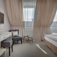 Hotel Florenc: bir Prag, Karlin oteli