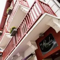 Hotel Les Almadies - Coeur de Ville, hotell sihtkohas Saint-Jean-de-Luz