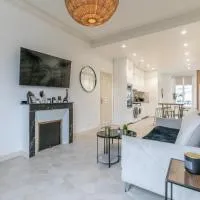 MBA - Luxury Appart - proche Metro RER, Hotel in Le Raincy