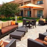 Courtyard by Marriott Rockford, хотел в Рокфорд
