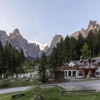 Hotel Cant del Gal – hotel w mieście Fiera di Primiero