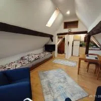Alsfeld में, होटल Dachgeschosswohnung in der Altstadt inklusive PKW-Parkplatz