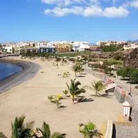 Maravilloso apartamento con parking en Playa San Juan, hotel u gradu Plaja de San Huan