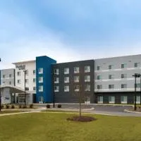 Fairfield Inn & Suites by Marriott Charlotte University Research Park, hotel en Charlotte