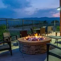 Fairfield Inn and Suites by Marriott Colorado Springs North Air Force Academy, отель в Колорадо-Спрингс