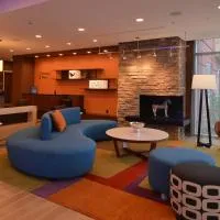 Fairfield Inn & Suites by Marriott Fremont、Fremontのホテル