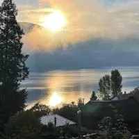 Villa avec vue lac panoramique proche de la plage, hotel Conjux városában