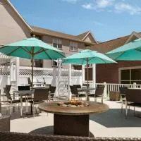 Residence Inn Canton, hotell i North Canton