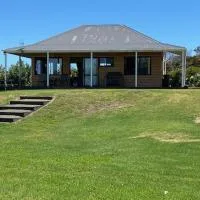 Ranginui - Sky Father of the Heavens – hotel w mieście Omamari