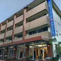 Eastique Hotel Koh Chang, hotel in Trat