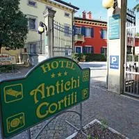 Viesnīca Hotel Antichi Cortili pilsētā Dosobuono