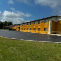 Quality Inn Sycamore - DeKalb，Sycamore的飯店