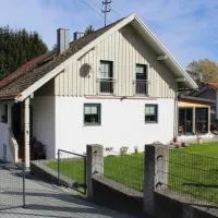 Ferienwohnung Jolie, hotel v destinaci Sankt Oswald