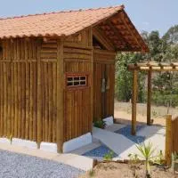 Ritápolis में, होटल Chalés do Caminho - Aconchego